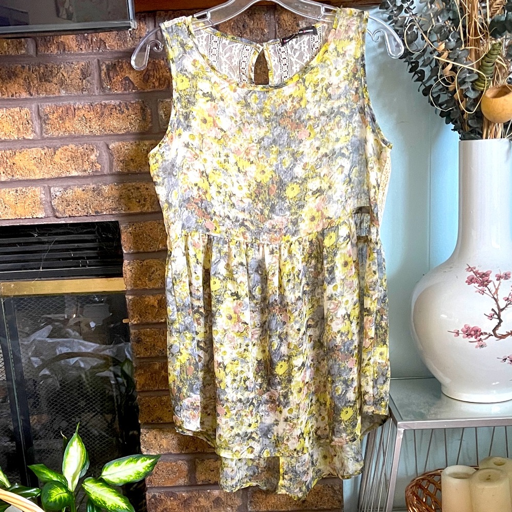 Happening in The Present chiffon floral sleeveless top